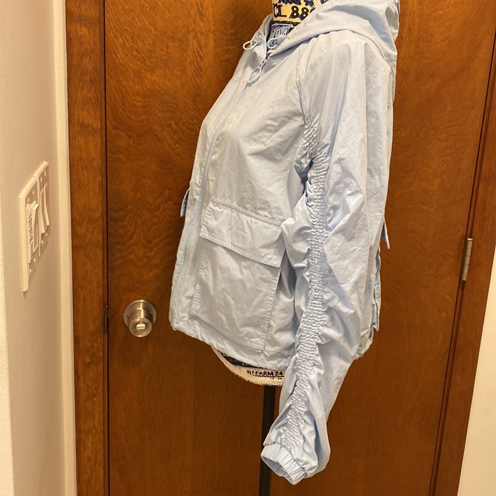 Fabletics jacket size medium - Picture 9 of 9